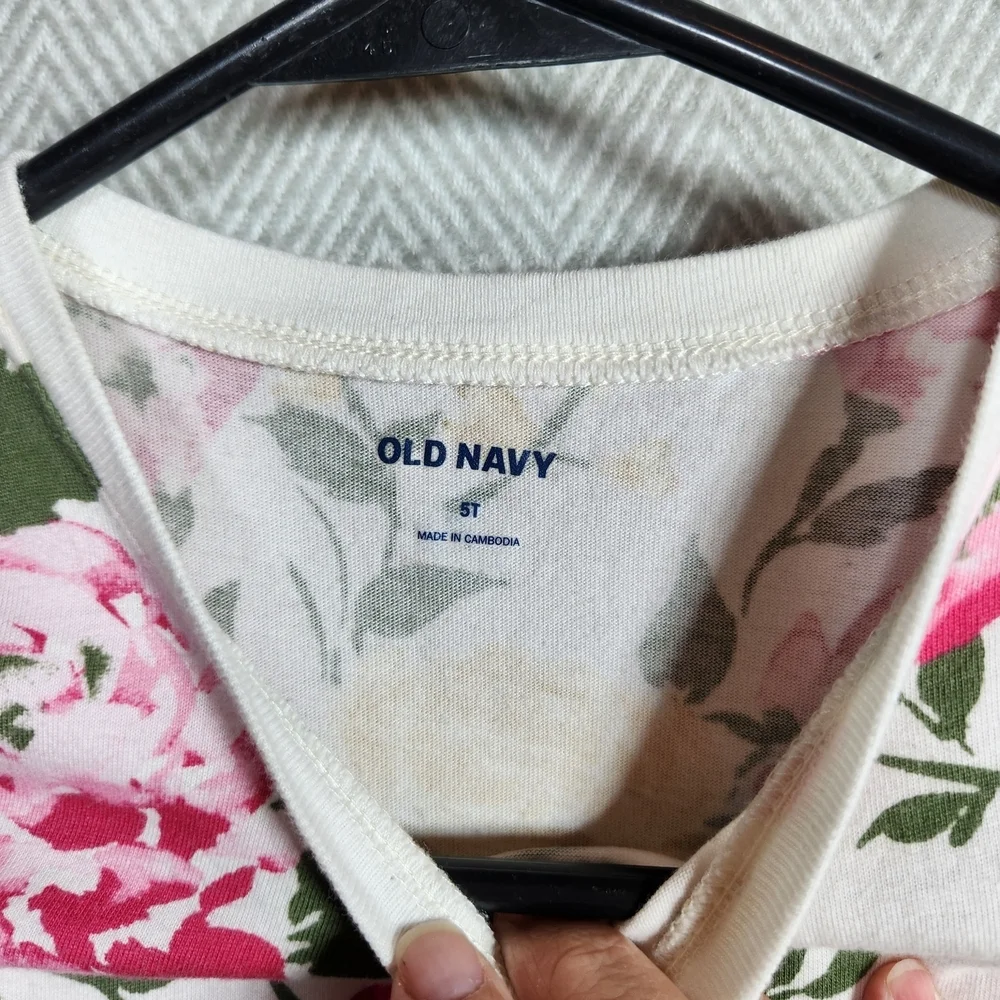 Old Navy adorable floral